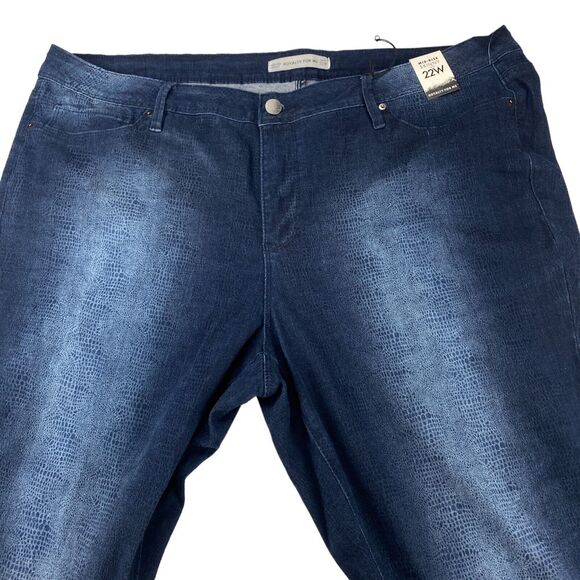 Royalty Skinny Jeans Women's Size 22W Dark Blue Leopard Print Cotton Mid Rise - Picture 12 of 14